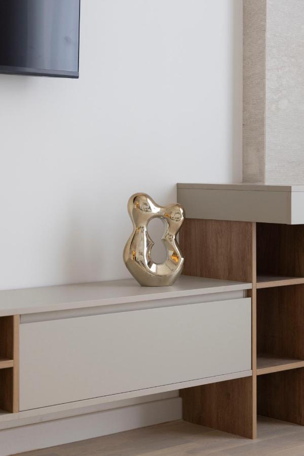 Luxurious & Spacious Central Residence With Balcony Budapest Bagian luar foto
