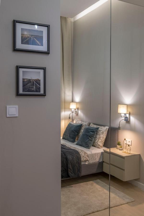 Luxurious & Spacious Central Residence With Balcony Budapest Bagian luar foto